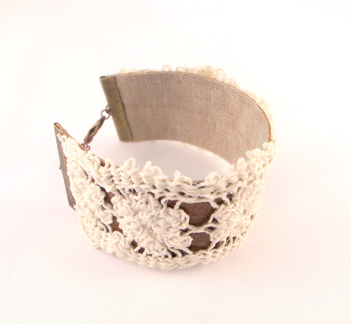 Lace Leather Bracelet - A romantic combination of white lace flowers with brown leather