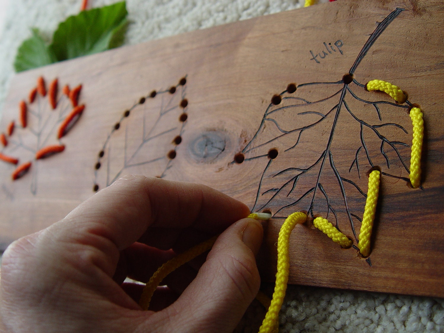 Leaves - Sewing Card - Cherry Wood, Maple or Walnut