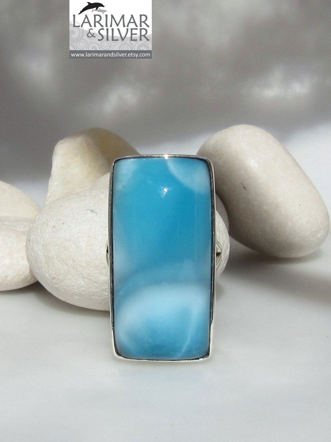 Larimar AAA ring, Déjà Vu - marvelous translucent sky blue Larimar domed rectangle - US 7