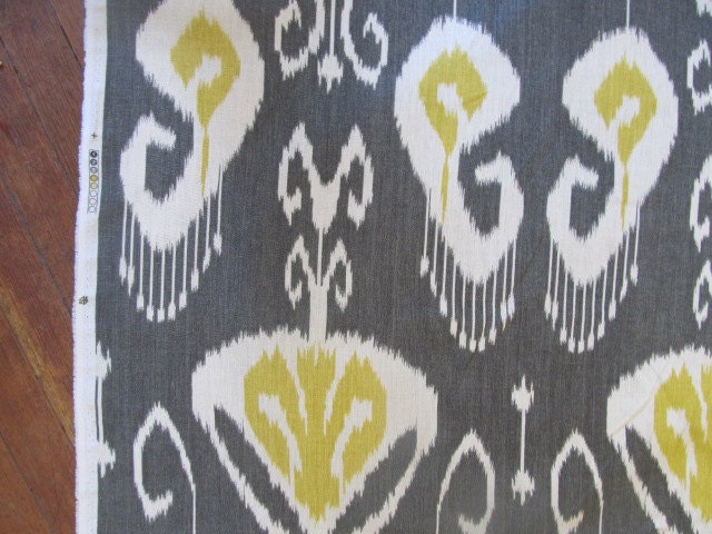 BANSURI Storm Ikat linen   by KRAVET
