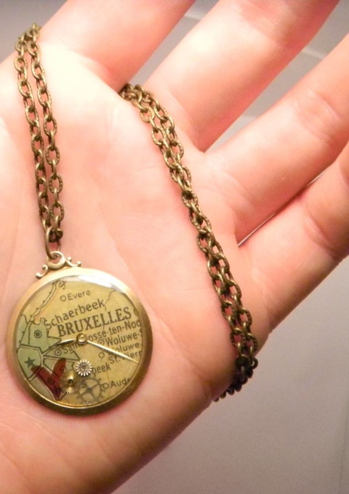 Where the Heart is Brussels Necklace