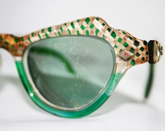 Eyewear
