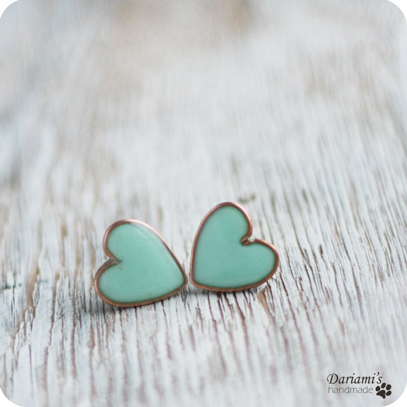 Post earrings - Mint green Hearts- made to order - Dariami