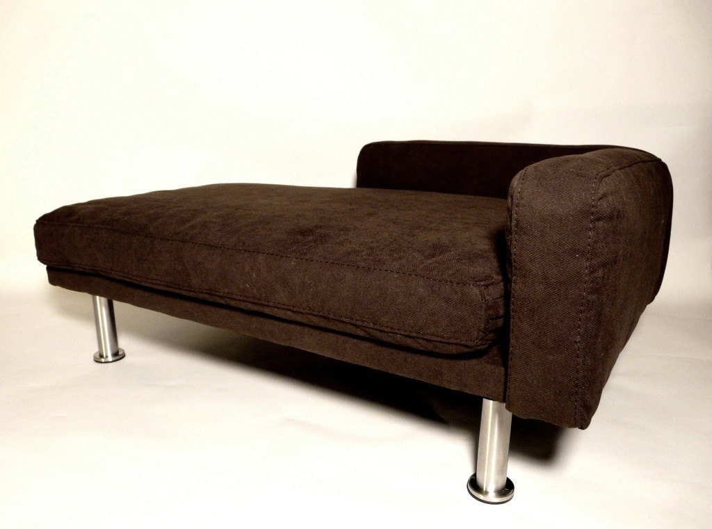 Modern Pet Bed, chaise lounge chair (Cat Bed / Small Dog Bed)