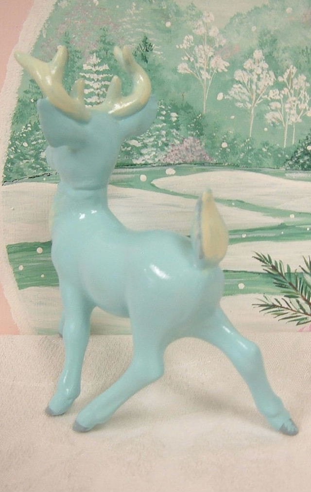 Charming Vintage Aqua Woodland Reindeer Deer Figurines Figures