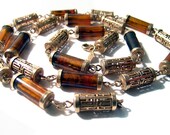Gold Filigree Necklace Sarah Coventry Gold tone Root Beer