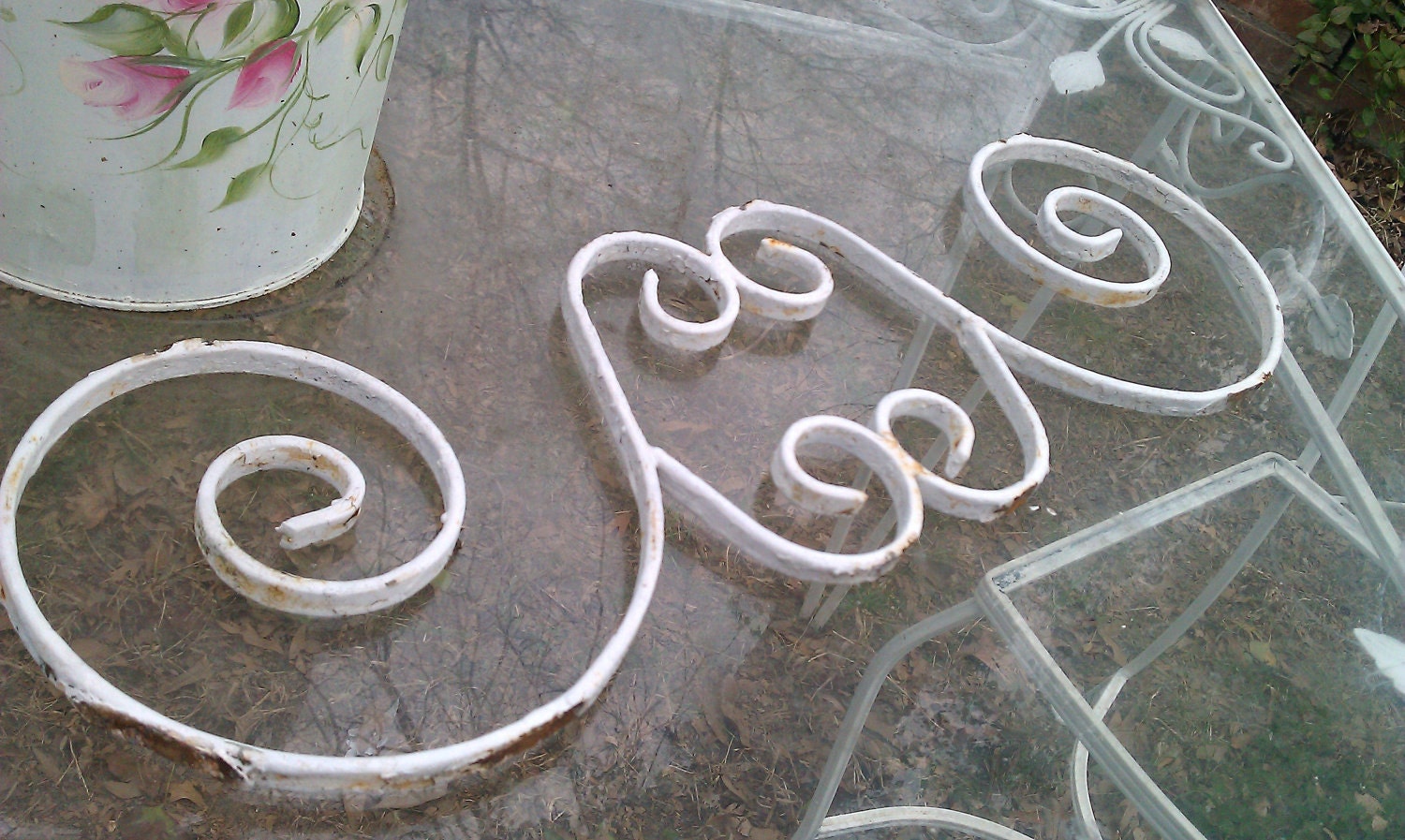 White Chippy Architectural Iron Pedimont