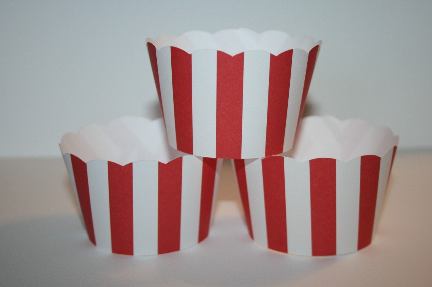 32 Carnival Themed Cupcake Wrappers