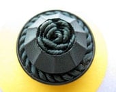 Vintage Green Plastic Button with Nylon rolled rope inside
