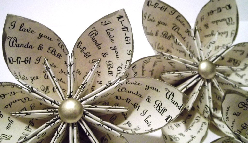 Set of 5 Personalized Paper Flowers: I love you print- custom, handmade gift for wedding, anniversary, or wedding decoration