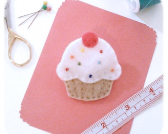 sprinkle cupcake felt pin brooch hand stitched accessory in white and tan