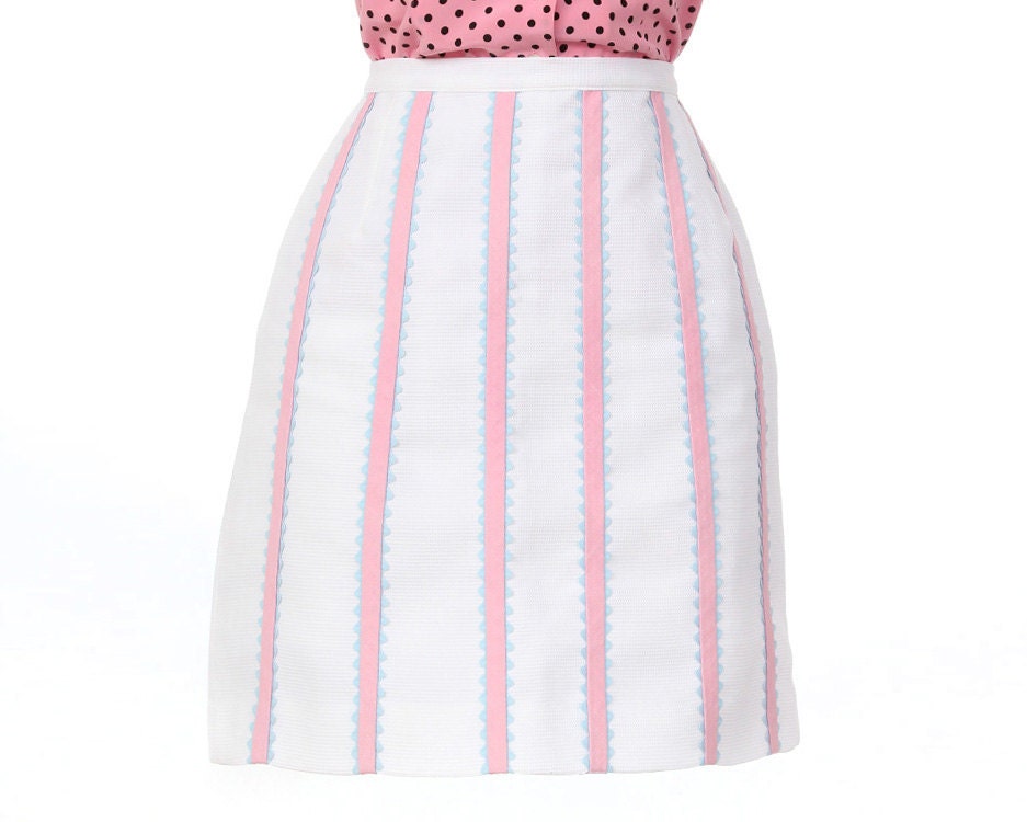 White waffle-knit mini skirt with pink and blue striped - size xs / small