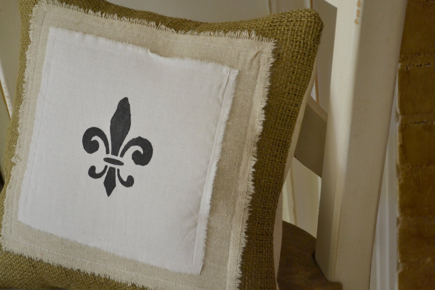 FLEUR DE LIS -- Burlap, muslin and cotton hand stamped french pillow cover 12 x 12