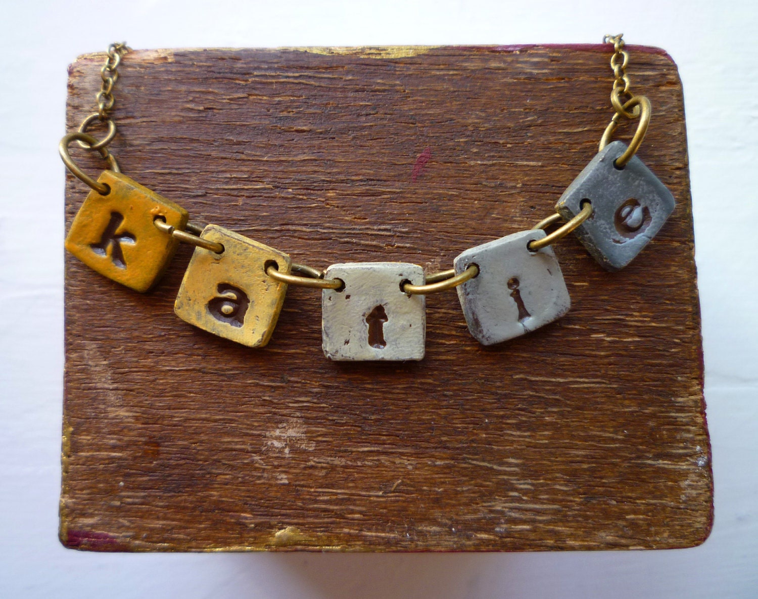 Fiesta Necklace - Name necklace on little tiles - Concrete
