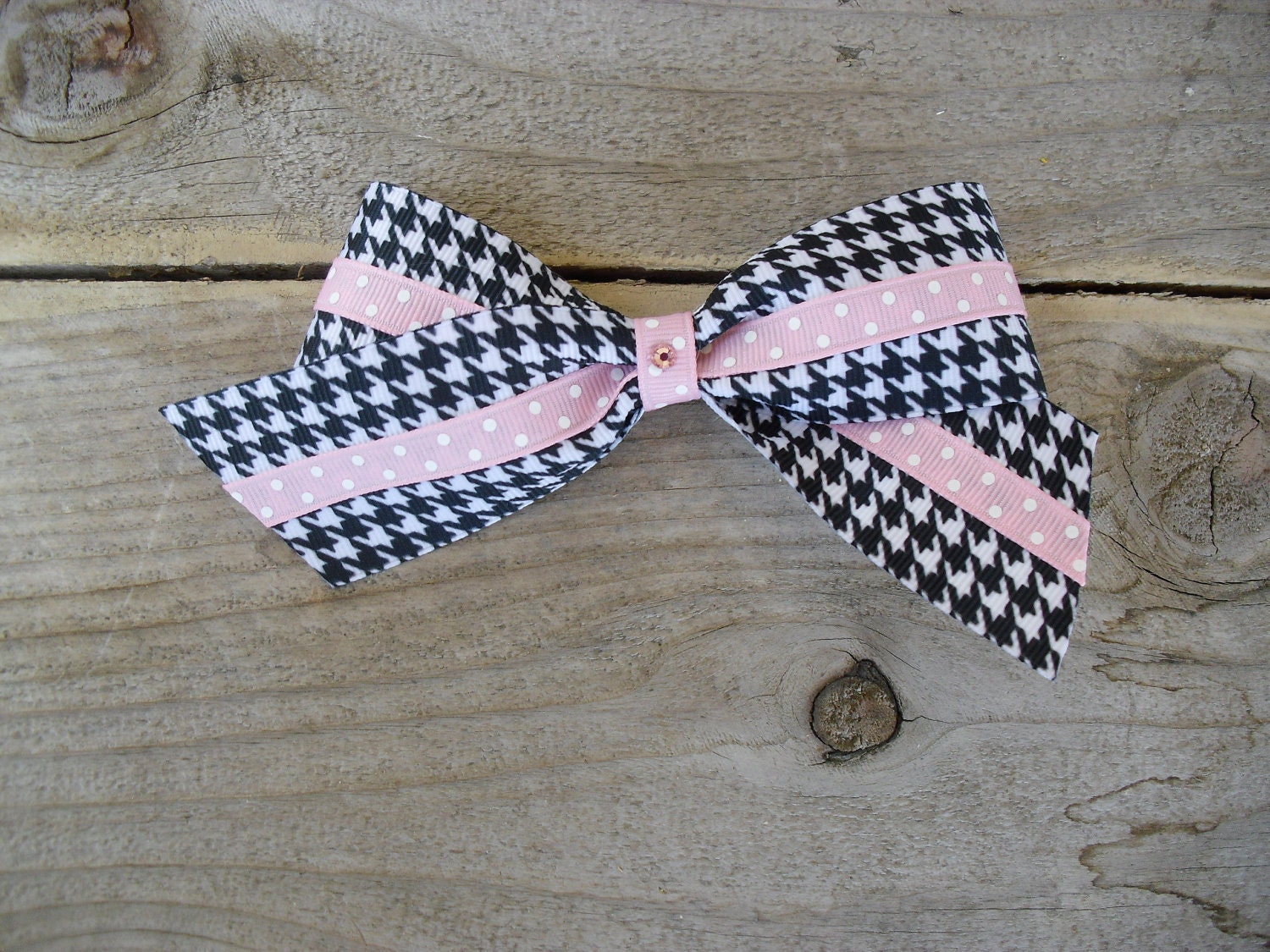 Houndstooth with light pink polka dot Hair bow