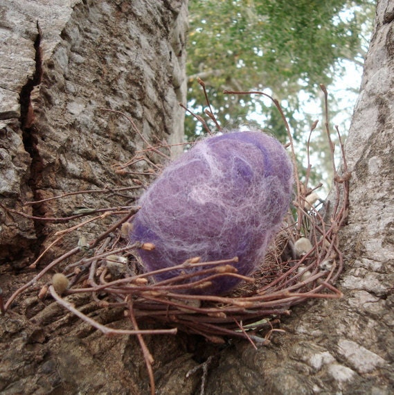 Felted Purple Haze Egg