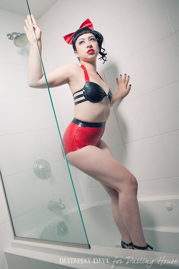 Latex Leila Bottoms