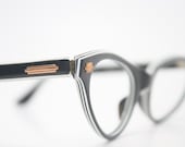 Black & White cat eye glasses retro vintage