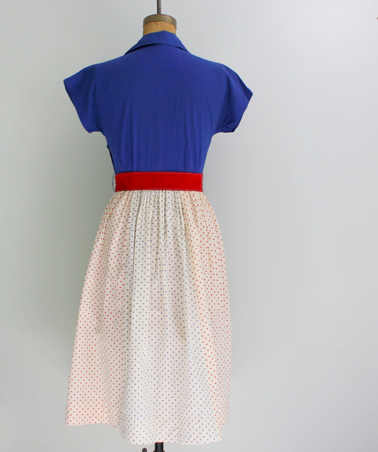 1940s dress / 1940s red white and blue dress / 4th of July dress / small dress
