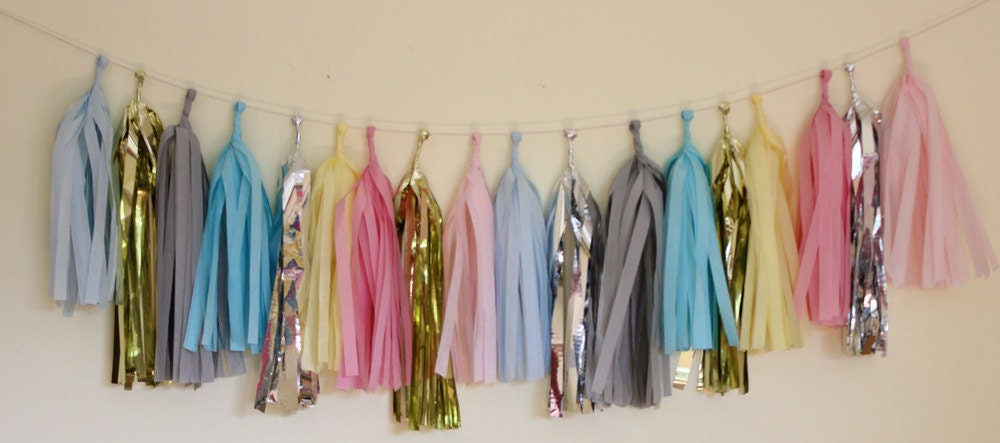 Tassel Garland -18 Tassels- Spring Morning