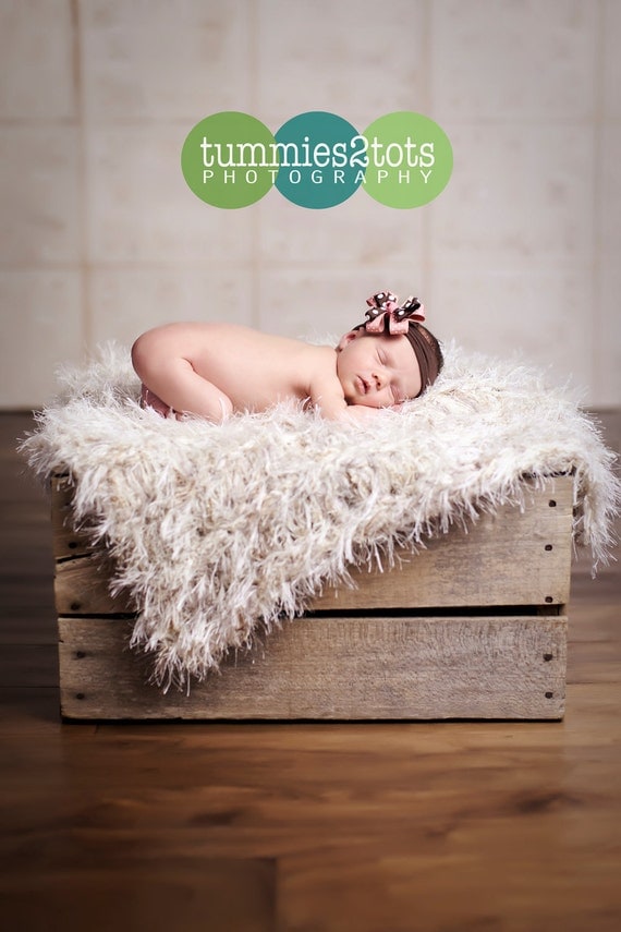 Baby Photo Props Blanket. 2x2 Knit, Furry Cream Shaggy Texture 'Wholesome' PuffPelt Rug Children