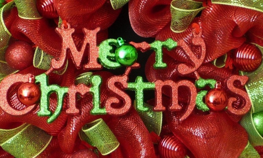 15% OFF SALE Merry Christmas Wreath, Poly Deco Mesh, Red and Lime Green - Item 300