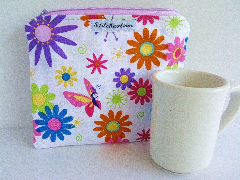 Zip Pouch,  Mod Daisy Print, Butterflies