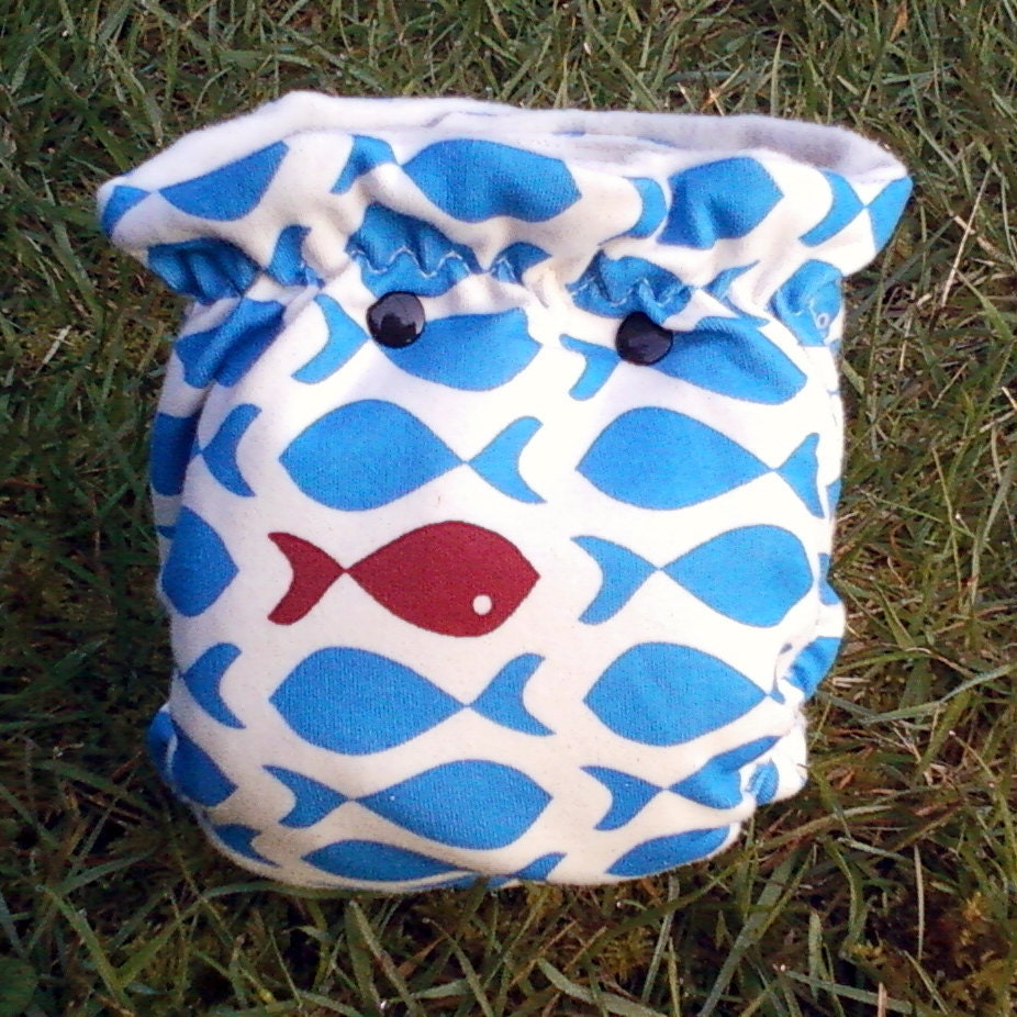 one size red fish blue fish print organic cotton fitted diaper