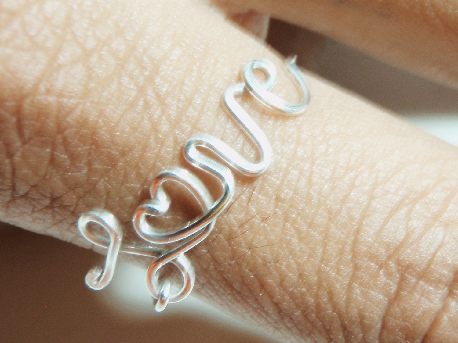 sterling silver 925 love wire hearth- script- word- love derby- wife ring