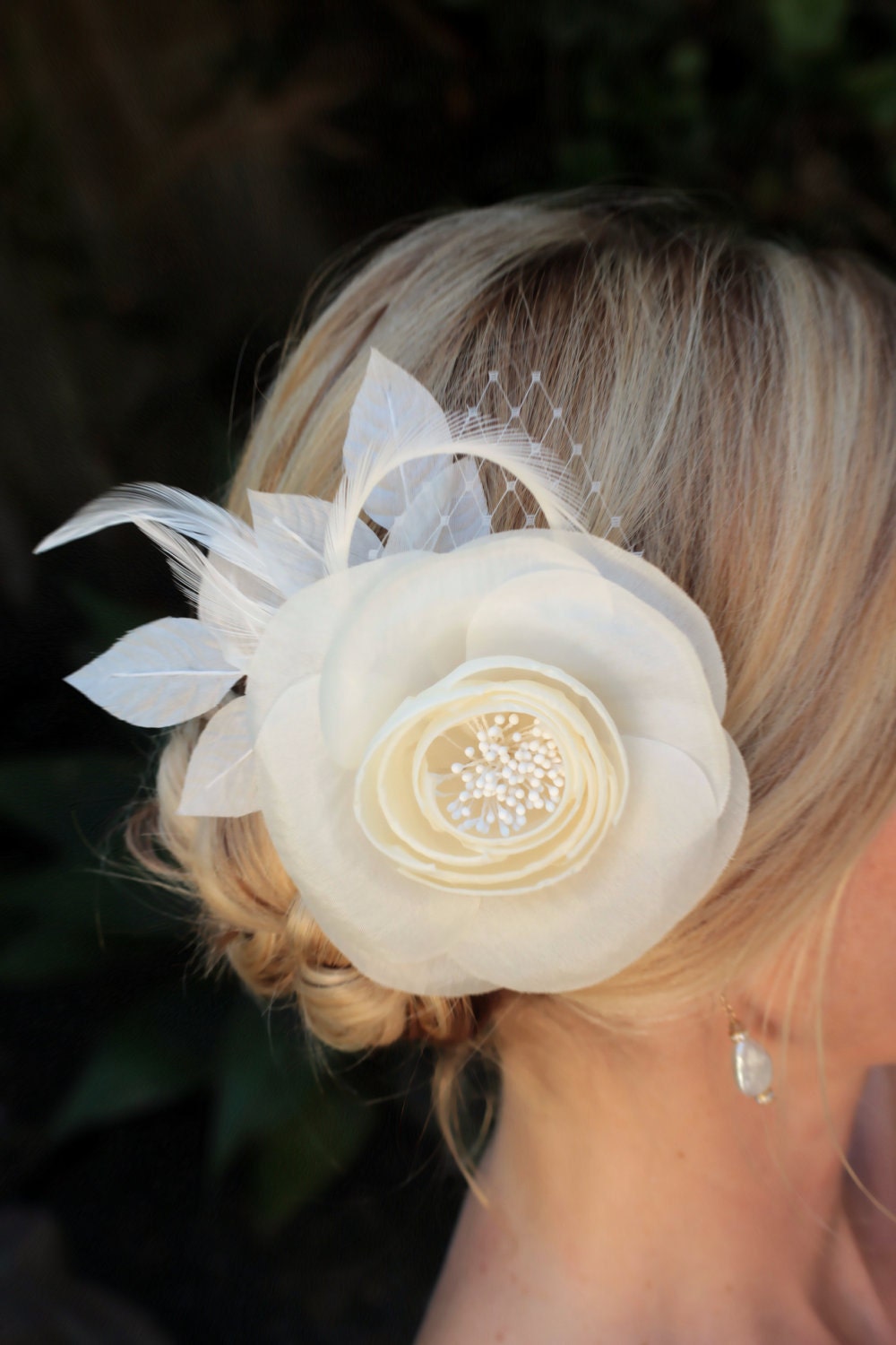 Holly bridal hair flower, Ivory Silk  Floral Fascinator, bridal hairpiece, bridal fascinator