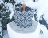 Heart Trellis Design Knitted Fairisle Neck Warmer Silver Grey/Gray