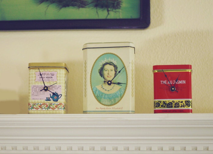 Small- Mustard Tea Tin Desk Clock
