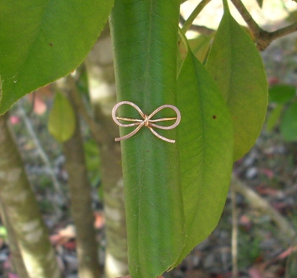 Forget Me Knot. 14k Rose Gold Bow Ring