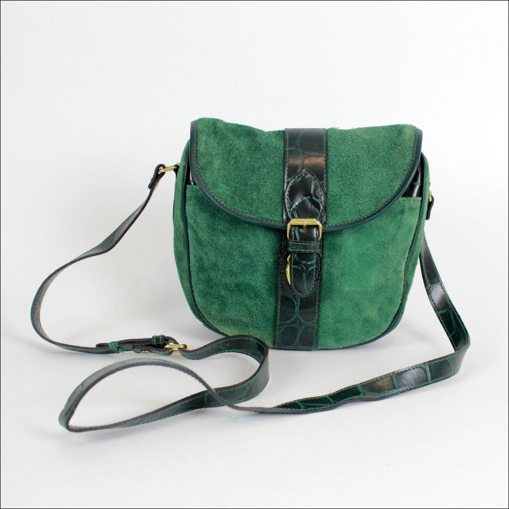 green bag / suede buckle satchel