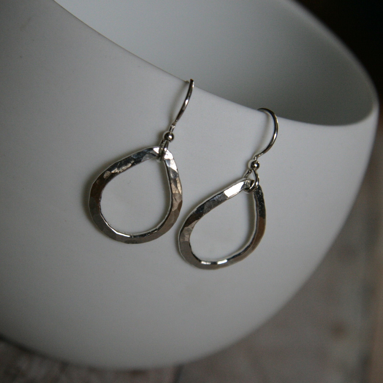 HAMMERED RAINDROPS - fine silver hammered drop earrings