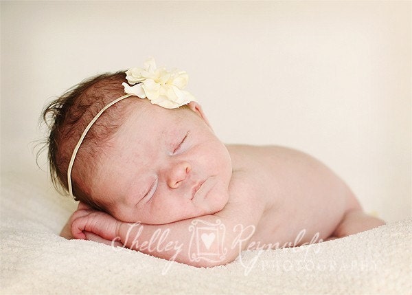 meg . cream (flower headband)