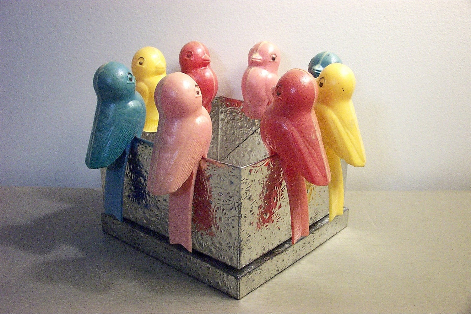 Vintage Clip On Bird Decors Pretty Pastels Set of 8 Early Plastic Ornaments