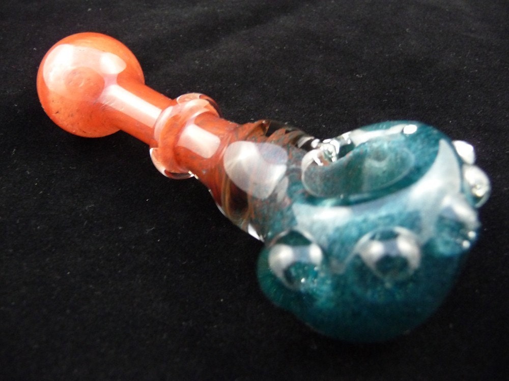 Tornado Twist - Cherry Red to Unobtainium Sparkle inside-out fade -- Glitter Sparkle -- Glass Pipe