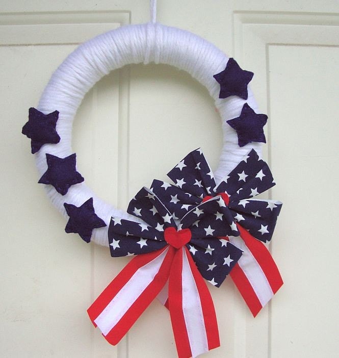 Patriotic Yarn Front Door Wreath 12"
