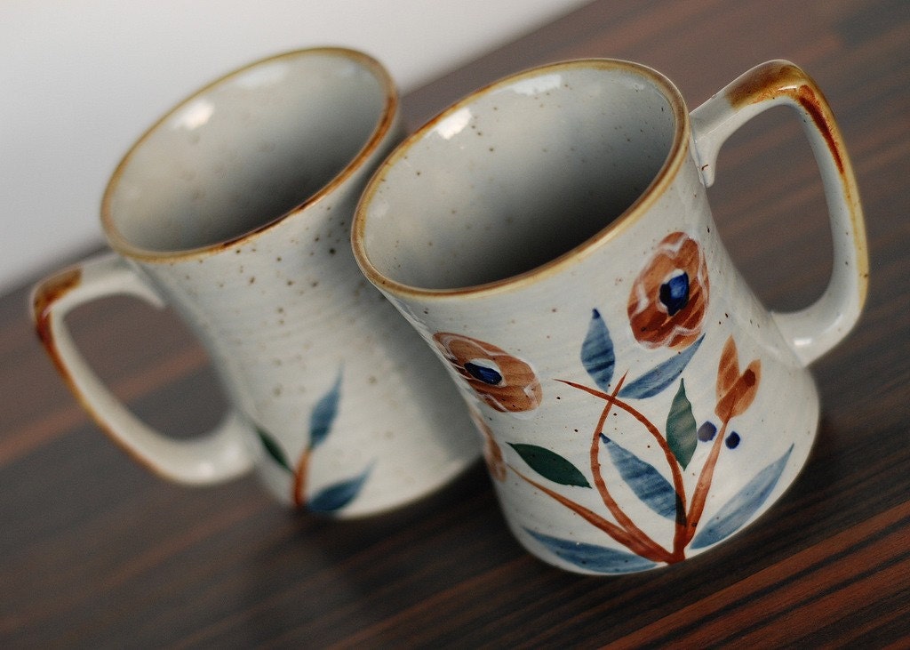 Set of 2 Vintage Stoneware Mugs
