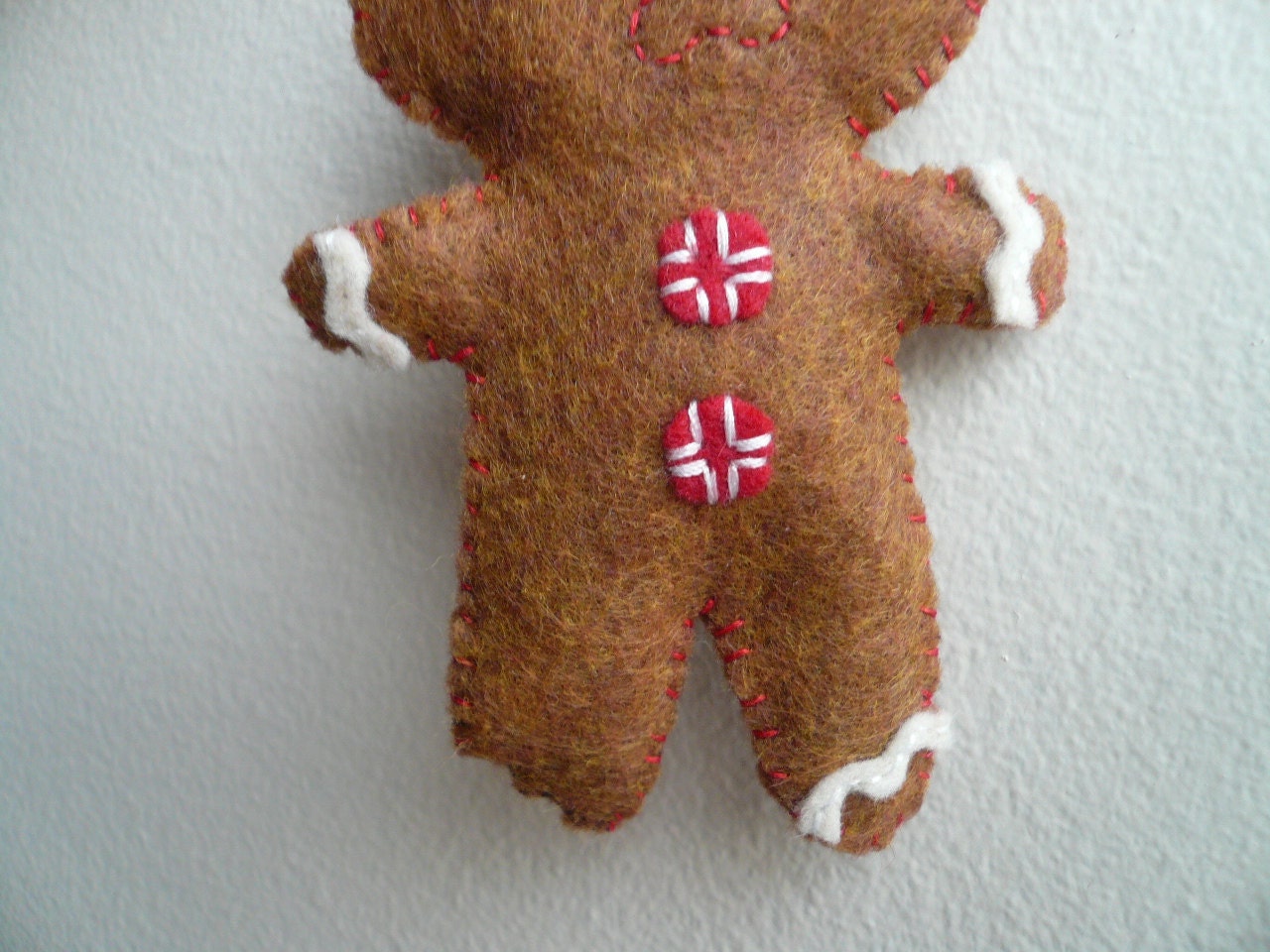 Terrified Gingerbread Man - Funny Christmas Ornament