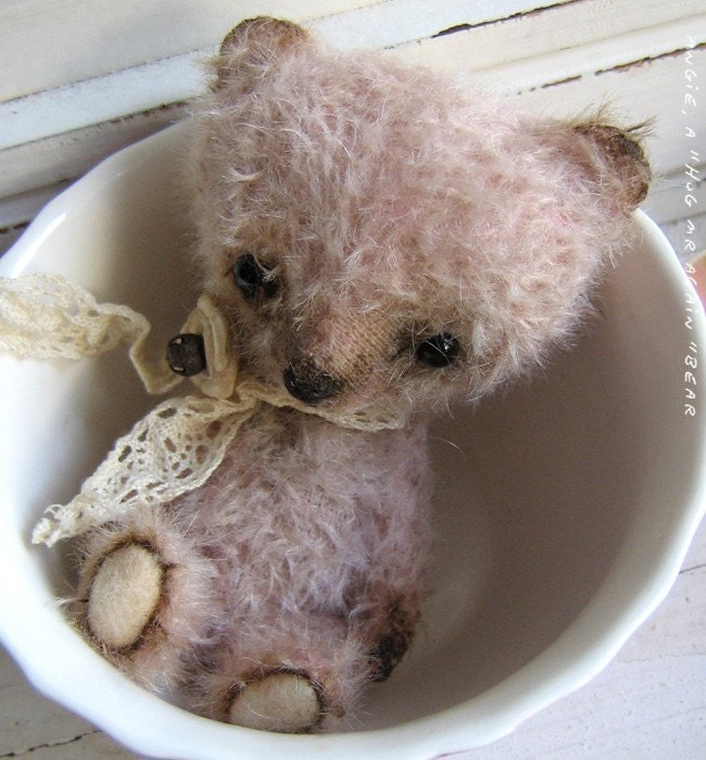 Chopper E-Pattern and Instructions for a miniature center seam Teddy bear.
