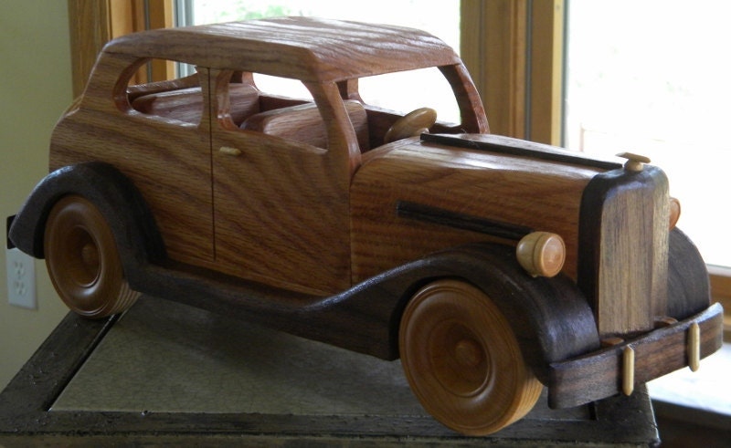 SPECIAL - 1935 Ford Sedan Wooden Replica --REDUCED
