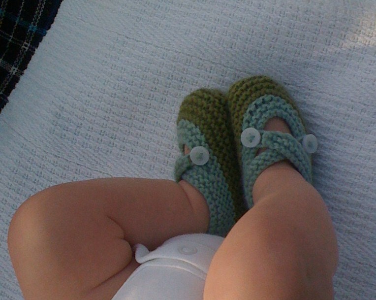 Baby Booties in Size 3-6 Months in Green, Blue, Lilac, Pink, Yellow & Orange
