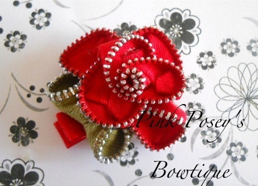 Beautiful vintage red and green zipper hair flower clip