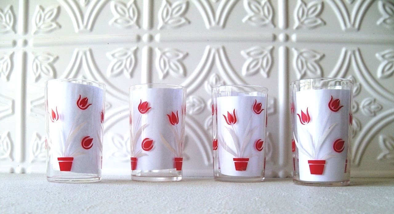 Swanky Swig Red Potted Tulip 1950's Juice Glasses