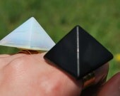 Obsidian Pyramid Power