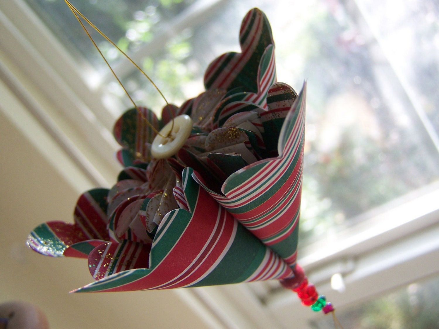 2 Handmade Christmas Origami Ornaments For Your Home