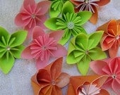 20 Origami Loose Kusudama Flowers With Sparkly or Button Centers For Your Celebration