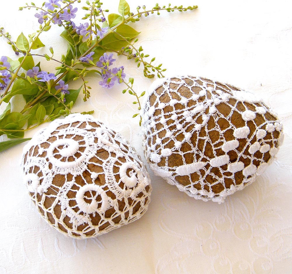 crochet, lace stones - Nature brown 2 river pebble stones, covered with vintage white crochet lace, mintook hand made.